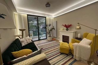Wuning/kangding Rd wall heating 2brs/2lv/1bt apt wt balcony; L14 Listing on SmartShanghai housing