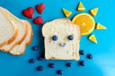 Jiahui Health August Birth Classes on Starting Solids for Your Tiny Human