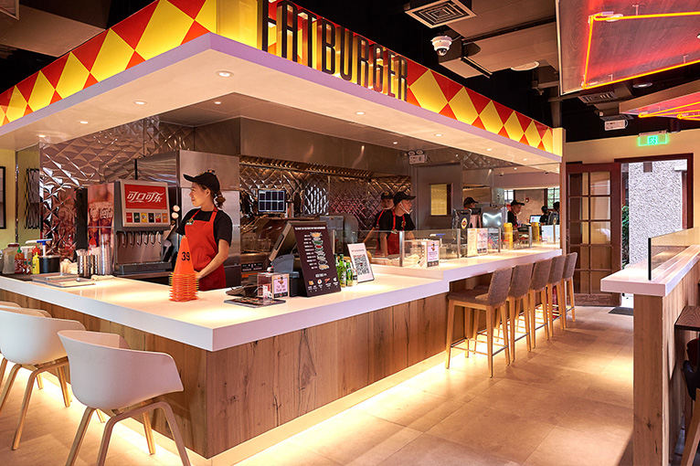 [On The Radar]: Fatburger, Amelia's, Opposite