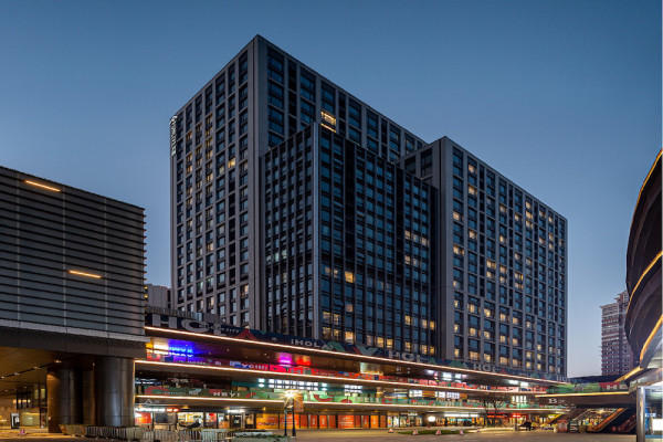 FUNLIVE Starcrest Apartment