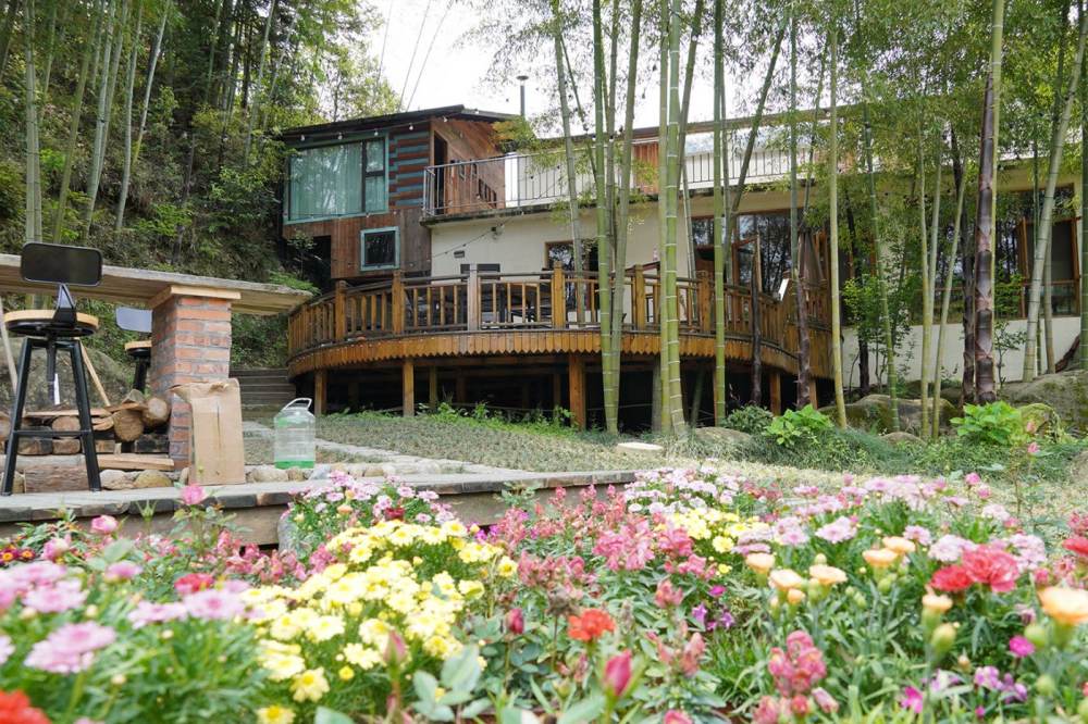 [Outbound]: An Eco-Lodge In The Middle of Nowhere, Hangzhou
