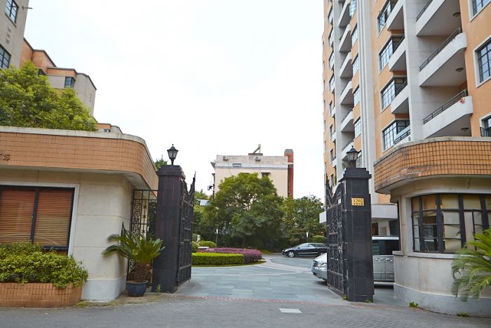 Huaihai Apartment