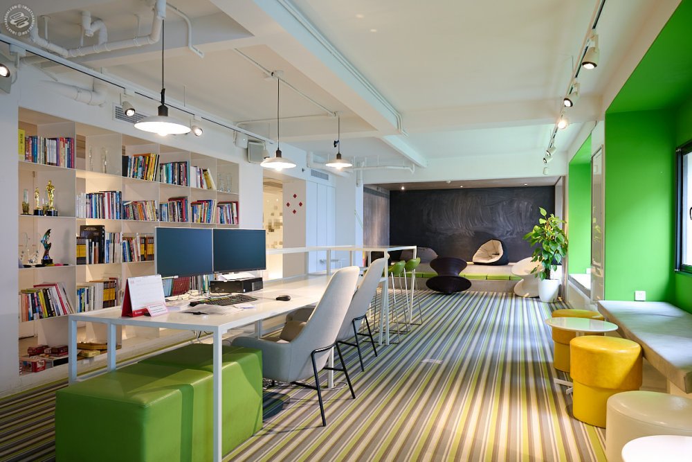 A Globally Ranked Business School Is Right in Shanghai