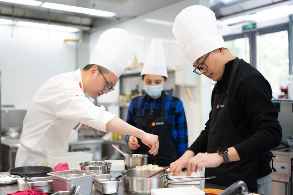 Get Back in the Kitchen This Summer: Team Building and Summer School at CieCAS
