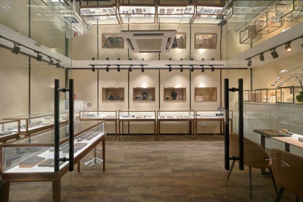 A Range of Luxury Pieces