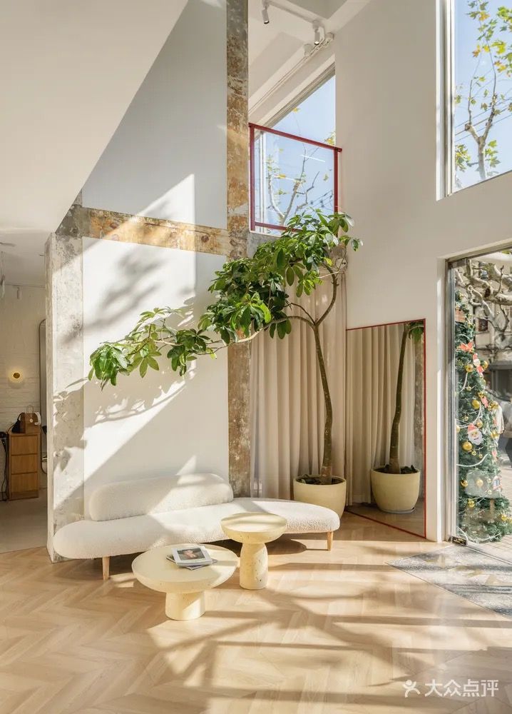 La Buom & Ciseaux (Anfu Lu) - 2