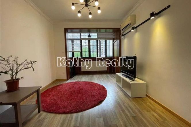 Wall heating Nice 1BR APT Jiashan rd JIanguo Rd 8.6k