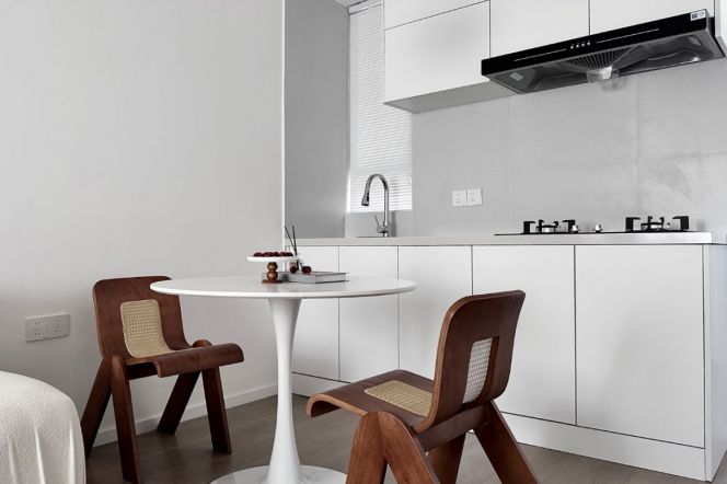 Cozy 1Br @ L1/9/11 Xujiahui station