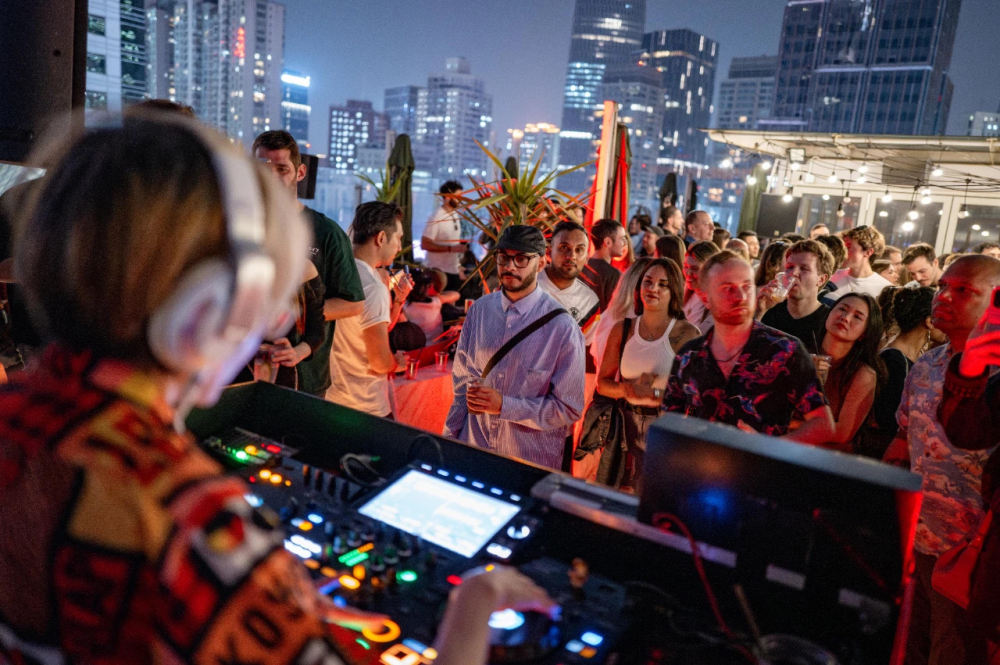 [This Looks Good] Alter Heads to Alila’s Rooftop