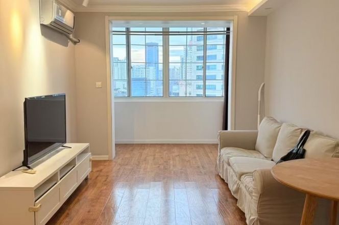 Elevator 2br/1bth apt@jiaotong university