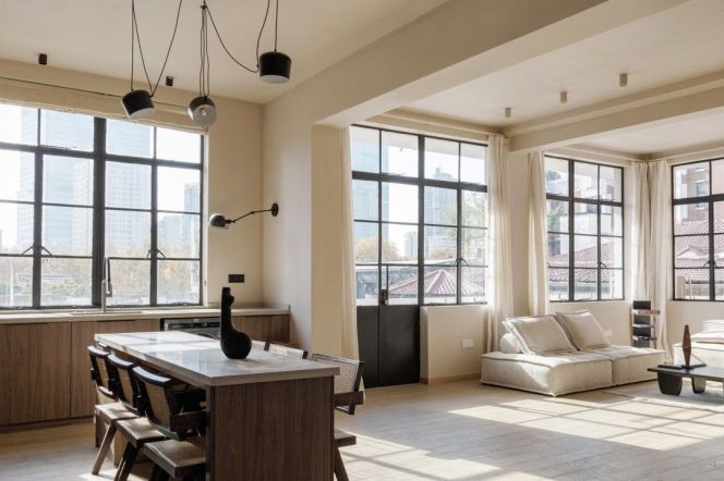 Historic/high ceiling/Big 3Brs/newly/top design/S shanxi Rd line10&12&13