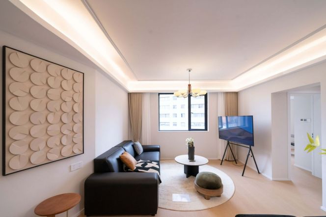 Modern 3-Bedroom with Full Floor Heating & Smart Security – Ready to Move In!