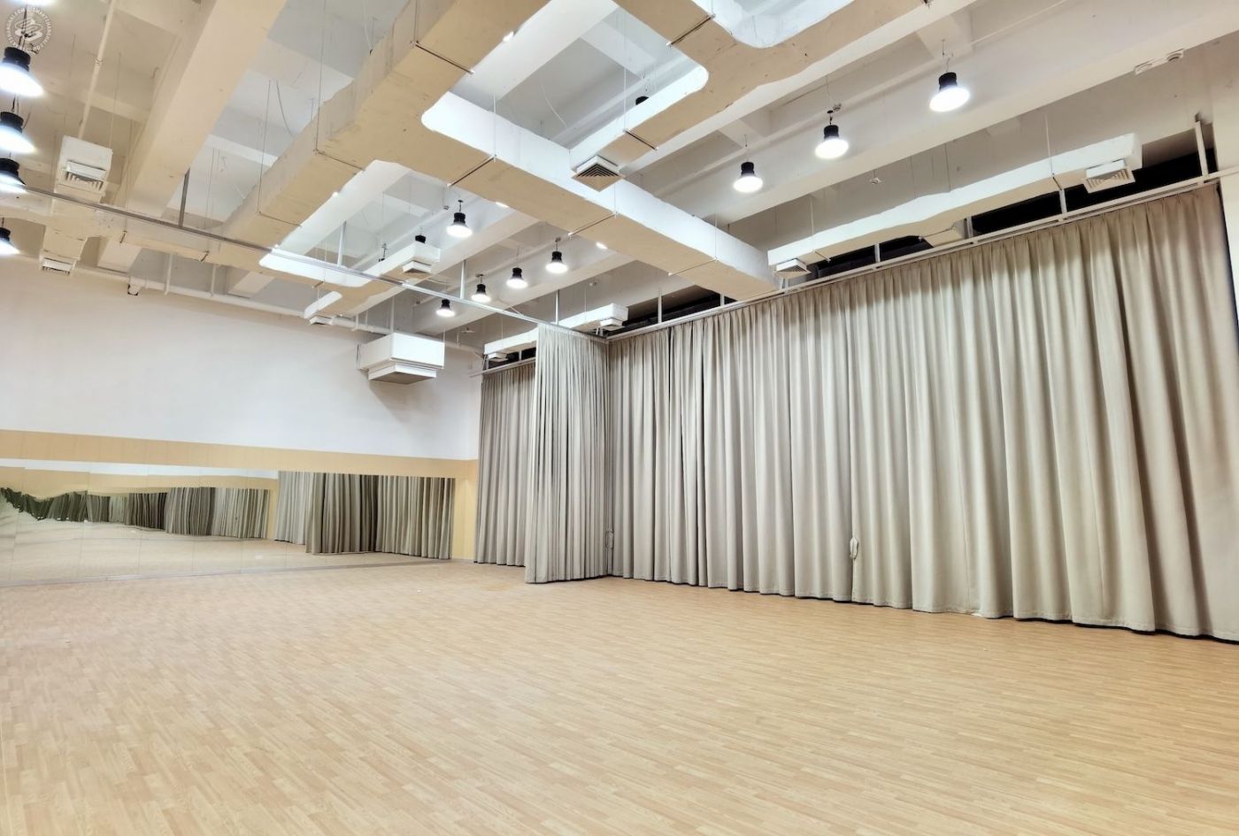 Vera International Rhythmic Gymnastics Club - 3