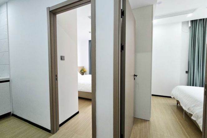 Quality 2br apt in Jing'an Nr Line2&11 JiangsuRd