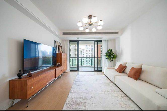 Elevator 2br/2bth apt with balcony@ zhongshan park