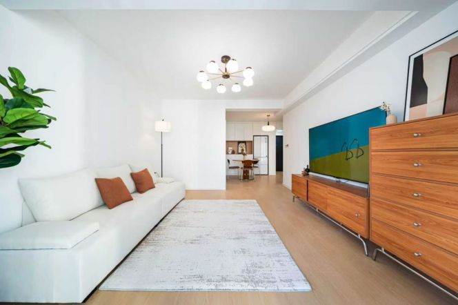 Elevator 2br/2bth apt with balcony@ zhongshan park