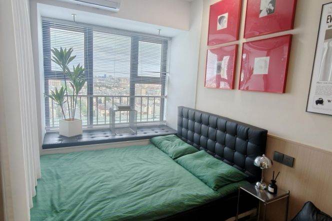 Serviced Apartment Near Shanghai Metro Line 1: Pengpuxincun Station