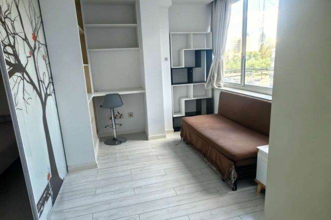 2-Bedroom Apartment with Bosch Underfloor Heating & Daikin Central AC 