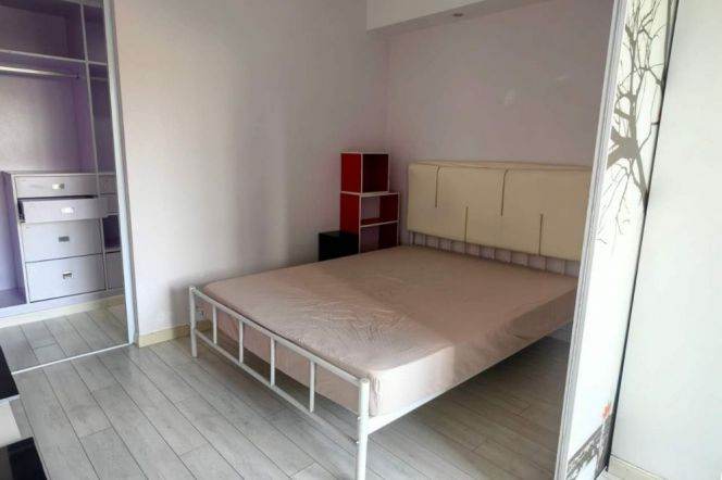 2-Bedroom Apartment with Bosch Underfloor Heating & Daikin Central AC 