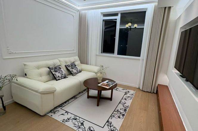 zhongshan park station one bedroom