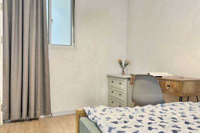 Jingan district,cheap room near Jingan temple,close to ECNU/SJTU