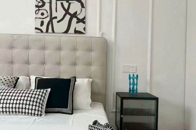 zhongshan park station one bedroom