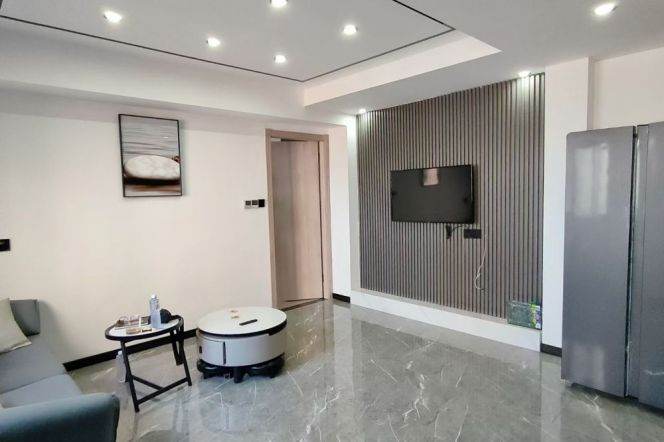 zhongshan park station one bedroom