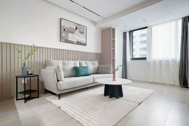 80 sqm 1 br Apt &elevator &oven/L2 loushanguan rd only 7.2K