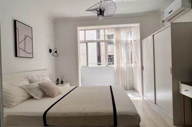 Elevator Spacious 1Br/2Lr/1Bt Close to L2/3/4 Zhongshan Park Station 