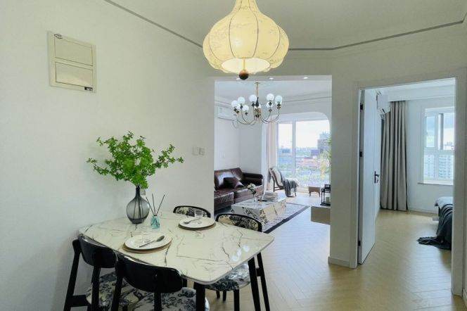 2br, subway L4Nanpu bridge, First time for rent, big window,13k