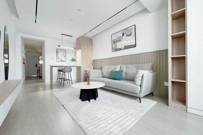 80 sqm 1 br Apt &elevator &oven/L2 loushanguan rd only 7.2K