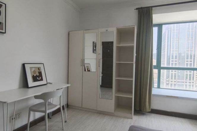 People square Dashijie Two big rooms are available 