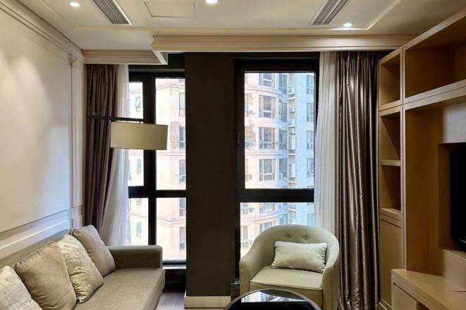 Super nice quality and spacious 115sq.m 1Br,near Bund,floor heating