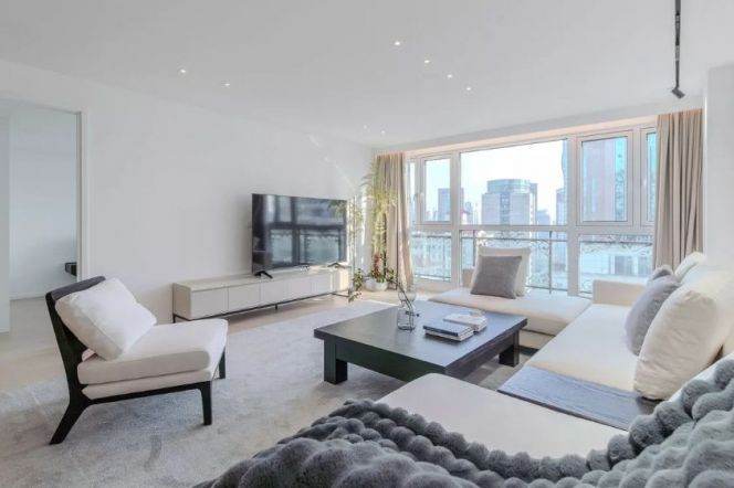 190sqm Cozy 3br with great view @ L1/2/8