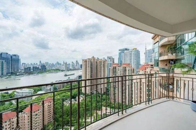 super beautiful 3brs floor heating open balcony great river view in Lujiazui Huang pu river