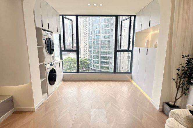 3 Brs, 2 Baths, 150 sqm, Floor Heating/Oven/Dryer/Park @ Changshou rd L7&13