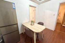 3BD-Jiangsu Rd, 10 minutes walk to Jing'An Temple