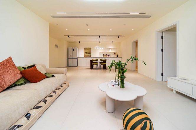 18.5k 3Br 2Bathr with wall heating 188sqm Nr Damuqiao Rd.line4/12