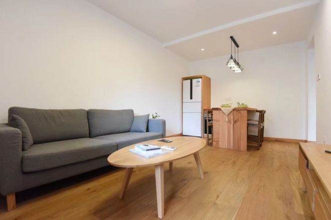 Elevator 2br Flat close to Xintiandi