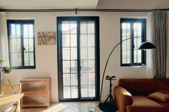 160 sqm 3 br old house &wall heating &lovely terrace/Changning 17K