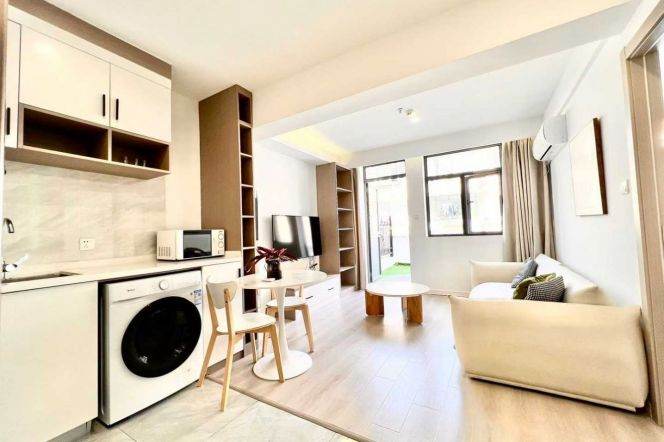 Nice terrace+modern 1br 1lr/elevator/bright room,Changshou rd@L7/13