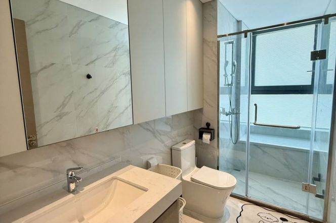 brand new 4brs floor heating river view nice balcony beside Huang pu river 