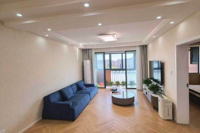  Spacious 3br with floor heating nr Shanghai Zoo   L10 