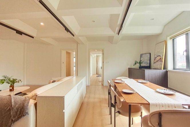 190 sqm 3 br Apt &huge living room &floor heating/jiaotong university 19K