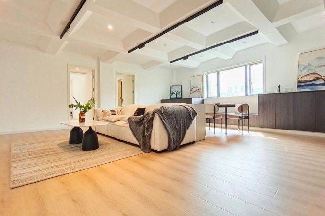 190 sqm 3 br Apt &huge living room &floor heating/jiaotong university 19K