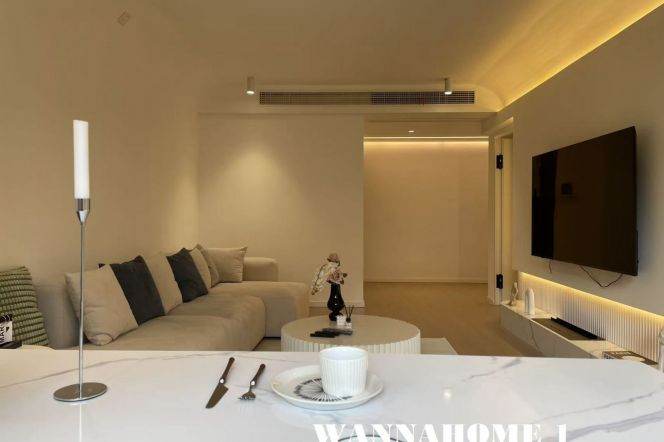 Great Compound+Spacious&Bright 2Bdrs 1Bath Apt+Greenery View+L1/2/8 People's Square