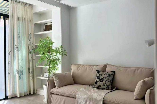 Nice yard+spacious 1br 2lr/central AC/oven,Zhongshan park@L2/3/4