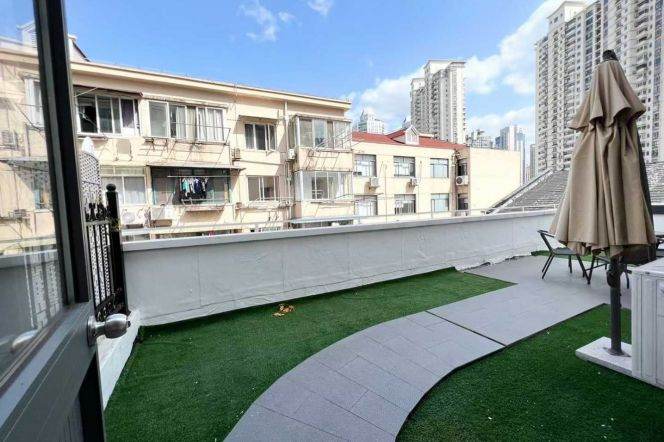 Nice terrace+modern 1br 1lr/elevator/bright room,Changshou rd@L7/13