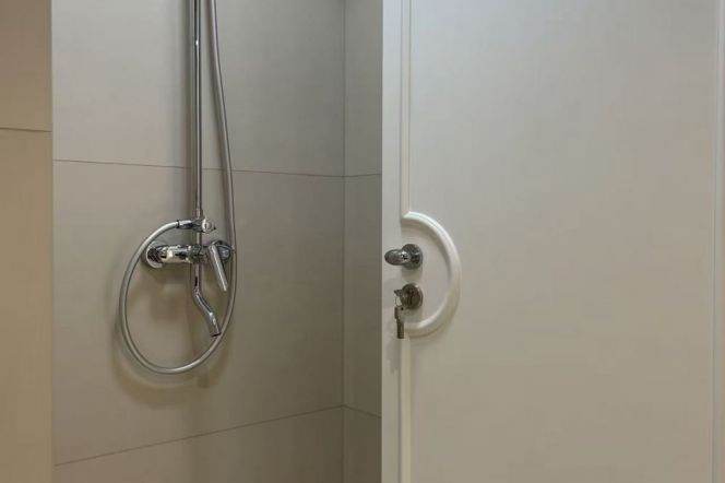 Open Balcony/Great Compound/Bright&Modern&Spacious 2Bdrs 2Baths Apt+L10/11 Jiaotong Uni.