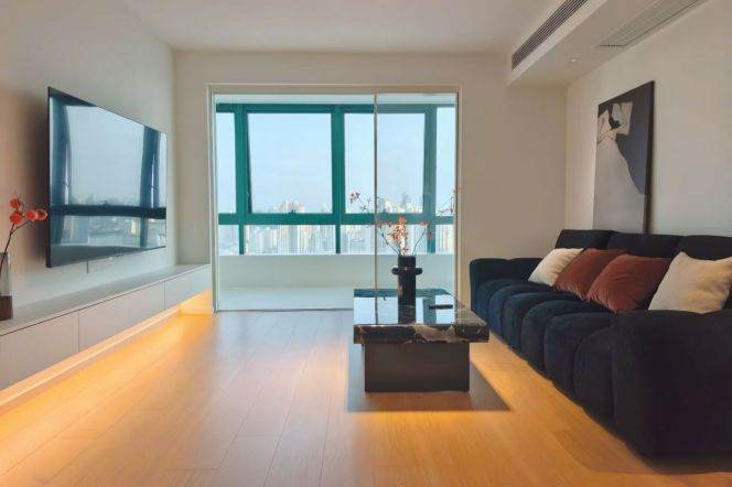 Zhongshan Park/2br1bt/central AC/floor heat/dishwasher/oven/pool/gym/big balcony